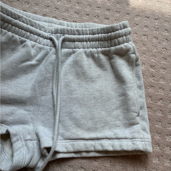 TNA Sweatfleece Shorts - Picture 3 of 5
